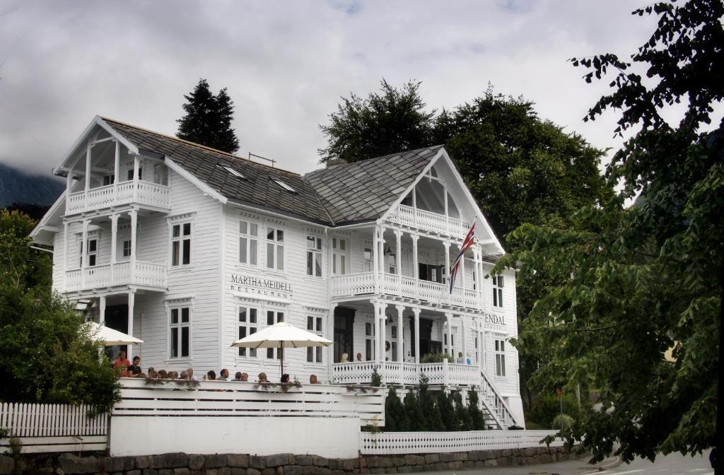 Rosendal Turisthotell Екстер'єр фото